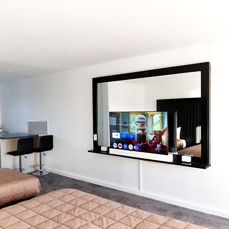 Aotea Lodge Porirua Eksteriør bilde