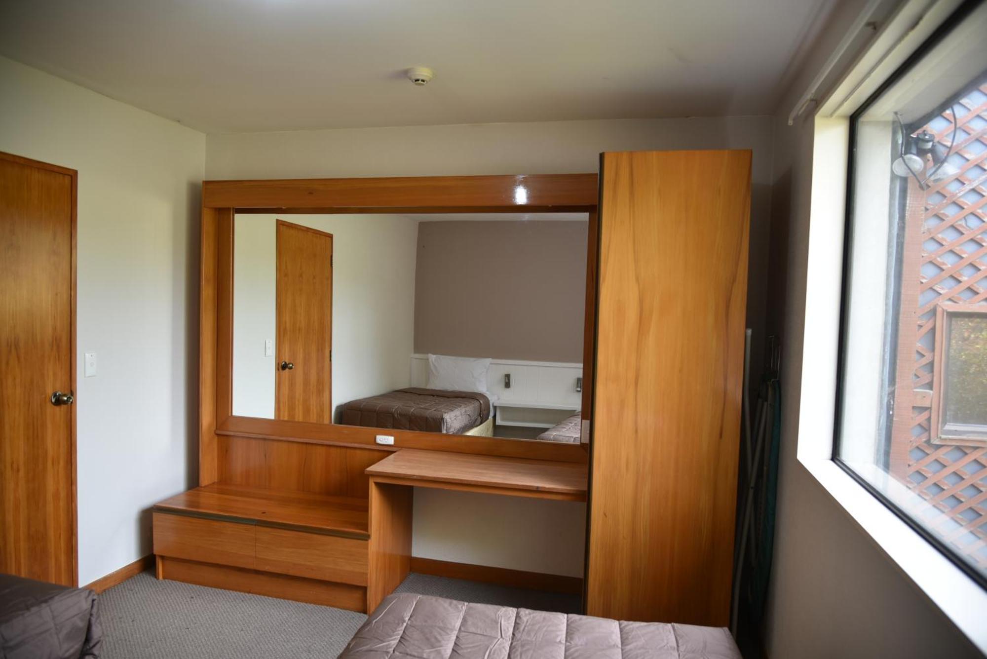 Aotea Lodge Porirua Eksteriør bilde